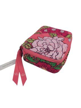 NEW Vera Bradley Essential Travel Pill Case Floral Quilted Pink Green Gardenias